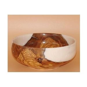 Bol en résine époxy et bois fait main de qualité supérieure, conçu pour un service élégant à table et une décoration intérieure raffinée - Product Image 3