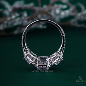 Anillo de compromiso solitario de oro de 9K, 10K, 14K, 18K con esmeralda de 3.74 quilates y diamante cultivado en laboratorio de corte redondo, color DE, claridad VS VVS - Product Image 3