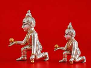 ชุดรูปปั้นพระกฤษณะแบบดั้งเดิมทำมือสีเงิน งานฝีมือประณีต สำหรับตั้งโต๊ะบูชาในบ้าน งานแต่งงาน หรือเทศกาลดิวาลี - Product Image 2