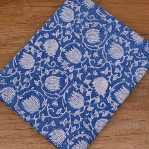 Tela de Algodón 100% Orgánica Premium, Estampada a Mano con Diseño Floral Kalamkari, de Peso Medio, Ecológica, Ignífuga, para Mujer - Product Image 1