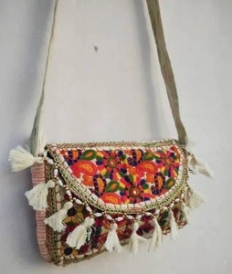 Embroidered Patchwork Fashion Clutch Shoulder Bag Boho <b>Handbag</b> Tassels <b>Beaded</b> Flowers 3L+ Capacity Zipper Closure Casual Purse - Product Image 2
