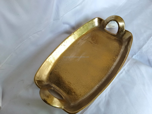 Bandeja de aluminio clásica Bandeja rectangular hecha a mano de alta calidad para servir comida y café Bandeja y platos elegantes de mesa para hoteles - Product Image 2