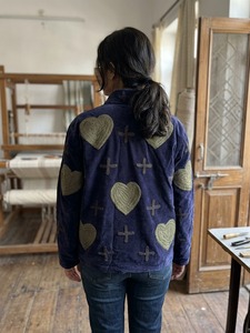 Chaqueta Bomber de Terciopelo para Mujer, Elegante, Cuello Mao, Bordado, Manga Larga, Estilo Otoñal, Transpirable, Ecológica, de Seda, Marca Alif - Product Image 4