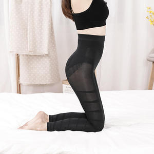 Legging noir taille mi-haute longueur intégrale avec empiècement transparent, design côtelé, effet ventre plat, sans couture, extensible dans quatre directions, respirant - Product Image 3