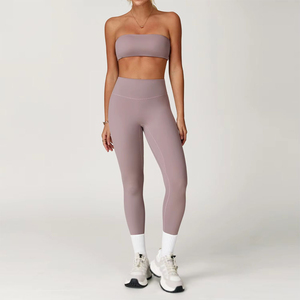 Ensemble de yoga 2 pièces OEM respirant à séchage rapide, sans couture, résistant aux chocs, avec short taille haute en Spandex/Nylon à motif lettres pour femme - Product Image 3