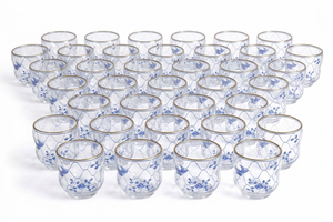 เทียนหอมในโถแก้วลายสีน้ำเงินทันสมัย เหมาะสำหรับห้องนั่งเล่น ห้องนอน ร้านอาหาร สปา งานแต่งงาน และของตกแต่งในเทศกาลต่างๆ - Product Image 3