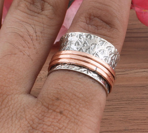 Anillo de Plata de Ley 925 Martillado para Mujer, Estilo Vintage, Sólido, Giratorio, con Tres Capas de Cobre, Anillo Ancho de Boda, Venta al por Mayor - Product Image 6