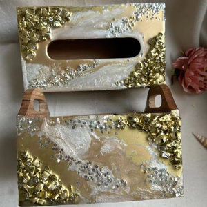 Boîte à mouchoirs carrée élégante en résine, support décoratif durable et stylé pour la maison, le bureau, le salon, design moderne, fait main - Product Image 6