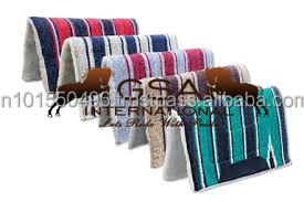Vente en gros Navajo Tapis de selle Coton Tissu Top Feutre Coussin Polaire Fond Durable Cheval Pad Taille Personnalisée 30x30 32x32 - Product Image 6