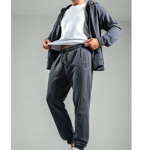 ชุดวอร์มขนแกะสำหรับผู้ชายฤดูหนาว ผลิตในปากีสถาน ระบายอากาศได้ดี ปรับแต่งได้ ไซส์ใหญ่ MOQ ต่ำเพียง 10 ชุด - Product Image 4