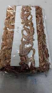 Ribete de encaje étnico bordado a mano con pedrería y patrón floral, 100% poliéster suave para vestidos africanos - Venta al por mayor - Product Image 4
