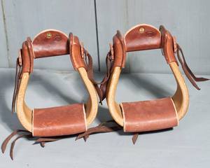 ARMANDIOUS High Quality Custom <b>Equestrian</b> Horse Racing Stirrups Western Metal Wooden Leather Safety First Riding Equipment - Product Image 1