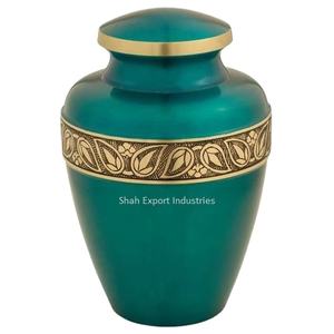 Urne de crémation adulte verte en aluminium de nouvelle conception avec des bandes d'or pour les urnes de crémation de cendres humaines funéraires commémoratives - Product Image 1