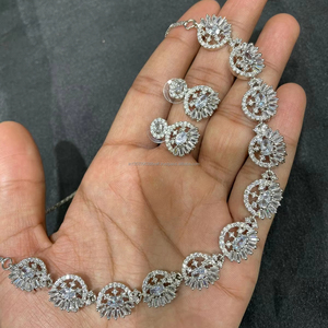 Conjunto de joyería nupcial de diamante americano clásico, collar y pendientes de dos piezas para boda, estilo clásico de moda - Product Image 1