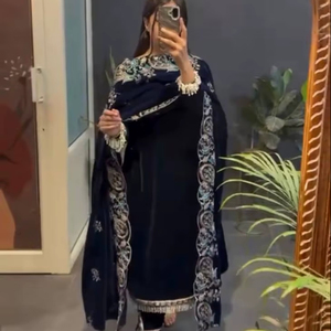 Salwar Kameez d'hiver très demandé, style Bollywood, prêt-à-porter, avec bas et dupatta, provenant de Surat, pour femme - Product Image 1