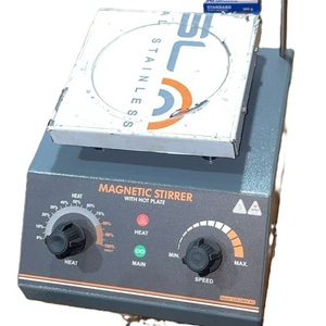Agitateur magnétique MAYALAB OEM avec plaque chauffante en acier inoxydable 300, vitesse de chauffe réglable, usage en laboratoire, 230V 2kW - Product Image 5