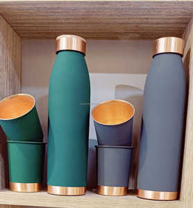 Bouteille d'eau de yoga en cuivre martelé imprimé de conception personnalisée pour boire - Product Image 3