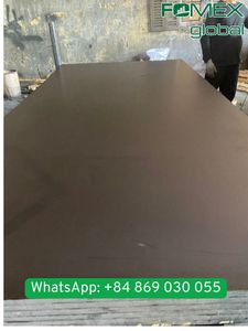 Contrachapado de Sweetgum con Revestimiento de Película Negra para Encofrados de Construcción Marina, Tablero Fenólico, Vietnam - Product Image 1