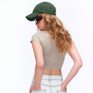 Camiseta Corta Ajustada de Manga Corta para Mujer, 100% Algodón, Estilo Urbano Premium, Top Corto Personalizado con Logotipo OEM, Ropa Y2K - Product Image 2