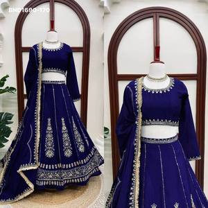 Conjunto de lehenga y blusa para mujer, de chinon pesado con bordado de hilo, color azul Can-Can, proveedor de moda femenina de la India - Product Image 5