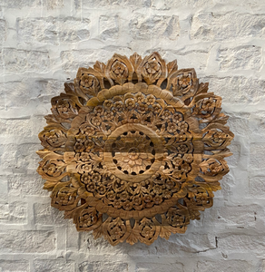 Panneau mural décoratif rond en bois massif naturel sculpté à la main avec motifs floraux pour canapé-lit et décoration intérieure - Product Image 6