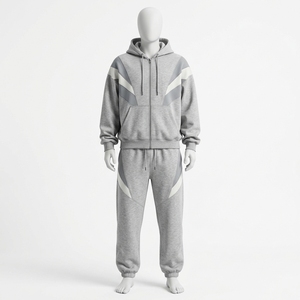 Ensemble de survêtement brodé uni, comprenant un sweat à capuche et un pantalon de jogging coupe large, en molleton épais, à épaules tombantes et coupe courte - Product Image 1