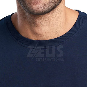 T-shirt surdimensionné pour homme de qualité supérieure, conçu pour la mode contemporaine et les besoins de confort au quotidien. - Product Image 6