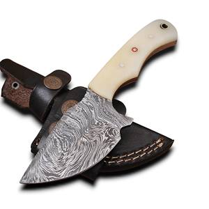 Couteau de chasse de luxe à lame fixe en damas forgé à la main, manche en os de chameau, personnalisable, vente en gros, OEM, pour la chasse, le camping, l'EDC, la survie - Product Image 1