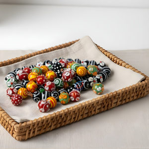 ลูกปัดแก้วทำมือหลากสีสไตล์อินเดียแบบหลอมด้วยมือ ขนาด 8 นิ้ว |   ลายจุดผสมผสานลายเส้นวน |   สร้อยคอและกำไลข้อมืองานฝีมือ DIY - Product Image 6