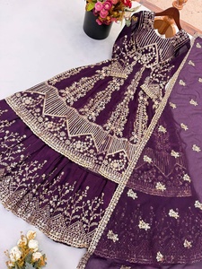 Ensemble Anarkali en soie brodée violette avec dupatta pour femmes, tenue de mariage et de fête, robe traditionnelle indienne et pakistanaise - Product Image 2