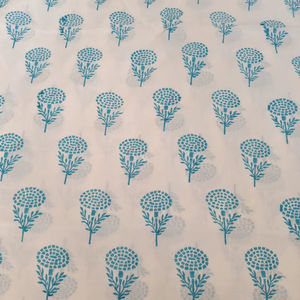 100% pur coton tissu belle bleu indien Floral main bloc impression couvre vêtements pour femmes-chemises Lingerie filles garçons - Product Image 1