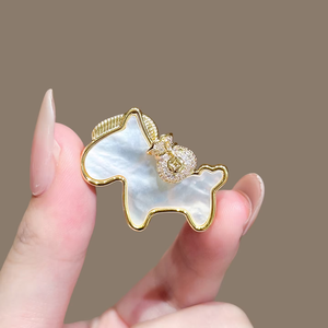 Broche Émail Premium Artistique Exquise Nouveauté 2026, Motif Sac d'Argent Mignon, Cheval Porte-Bonheur et Richesse, Style Dessin Animé Simple, pour Sacs - Product Image 2
