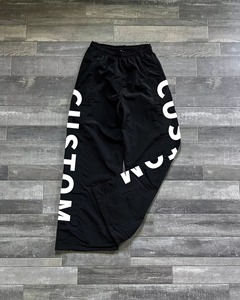 Pantalons de survêtement personnalisés en gros pour hommes et femmes |   Pantalon décontracté streetwear avec grand logo, pantalon de course tendance pour homme - Product Image 4