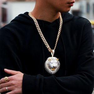 Colgante de Cabeza de León con Incrustaciones de Circonitas Cúbicas Brillantes para Hombre, Estilo Hip Hop de Lujo, en Tono Plateado y Dorado - Product Image 1