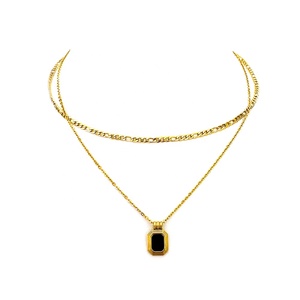 Collar con Colgante LAVINA de Acero de Titanio Chapado en Oro de 18K, Impermeable, Unisex, Personalizable, con Engaste Simple de Garra - Product Image 1