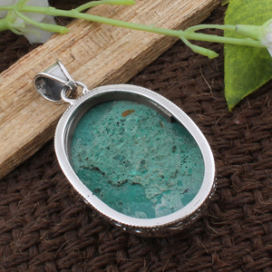 Grand pendentif en malachite naturelle, collier ovale de style vintage en argent sterling 925, bijoux bohèmes faits à la main pour femmes - Product Image 6