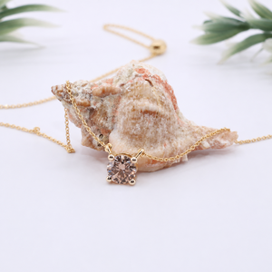 Collier pendentif solitaire classique en or jaune avec diamant de laboratoire taillé, serti en panier, bijoux fins, cadeau pour anniversaire ou fête - Product Image 1