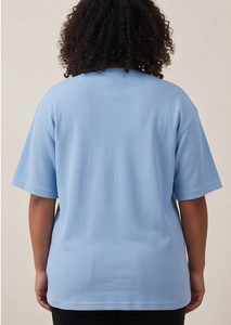 T-shirts en maille gaufrée brodés grande taille pour femmes, T-shirt gaufré à épaules tombantes grande taille pour femmes, T-shirts gaufrés à col rond pour femmes - Product Image 4