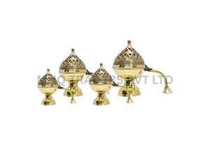 Quemador de Incienso de Latón Portátil, Incensario Aromático con Tapa Floral Grabada, Difusor de Varilla Larga, Pequeño, Orgánico, para Rituales en el Hogar en Todas las Estaciones - Product Image 1