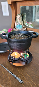 Custom OEM Cast Iron Mini Cauldron Wax Melter Tealight <b>Candle</b> Burner with Trivet Stand Tart Warmer Bulk Supplier - Product Image 5