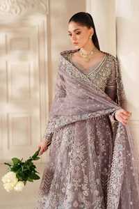 Robe élégante en mousseline de soie brodée de couleur violette, coupe trapèze, manches longues, col en V, longueur au sol, robe pour mère de la mariée - Product Image 2