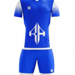 ชุดฟุตบอลชายพร้อมโลโก้สีขาว แขนสั้น ทรงปกติ พิมพ์ลายแบบ Sublimated ปิดด้วยเสื้อคลุม ผลิตจากวัสดุโพลีเอสเตอร์ 100% - Product Image 6