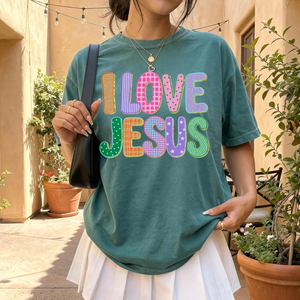 T-shirt oversize pour femme, col rond, manches courtes, 100 % coton, coupe ample, imprimé bouffant, motifs chrétiens colorés, cadeau de foi - Product Image 3