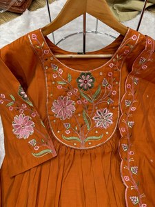 ชุดกางเกง anarkali kurti ปักด้วยไหมโรมันพรีเมี่ยมพร้อมผ้าไหมสไตล์จีนชุดสวมใส่ตามชาติพันธุ์ของผู้หญิง - Product Image 5