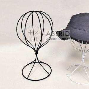 Support de Présentation de Chapeaux et Casquettes Écologique de Luxe en Acier Mat avec Design Autoportant pour Magasins de Vêtements - Product Image 5