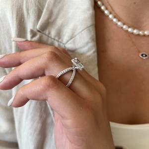 2.5 Carat Elongated Cushion Lab Grown Diamond Criss <b>Cross</b> Engagement <b>Ring</b> , IGI Certified - Product Image 2