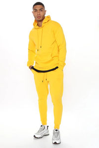 Chándal Deportivo Personalizado de Invierno 2026 de Alta Calidad, Diseño Casual 2 en 1 con Franja Lateral Personalizada, 100% Poliéster, Transpirable, Unisex - Product Image 4