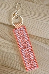 Porte-clés en feutre faits main écologiques et colorés – Fournitures universitaires pour les sororités – Essentiels quotidiens au style pop – Porte-clés classiques - Product Image 3