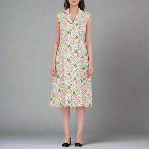 เดรสสั้นผ้าฝ้ายลายดอกคุณภาพพรีเมียม เป็นมิตรกับสิ่งแวดล้อม ซักได้ คอวี แขนกุด จับจีบ น้ำหนักเบา สวมใส่สบาย เหมาะสำหรับฤดูร้อน - Product Image 1