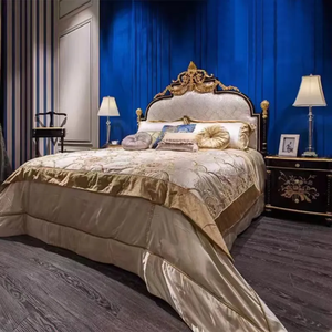 Juego de Dormitorio King Size de Madera de Caoba Sólida de Lujo, Cabecera Tallada a Mano con Detalles en Oro, Diseño Antiguo de Estilo Francés, para Hotel o Villa, Kiky - Product Image 1